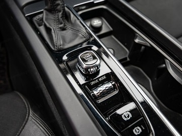 Volvo XC60 II Crossover D4 190KM 2019 VOLVO XC60 D4 Momentum Pro Suv 2.0 (190KM) 2019, zdjęcie 17