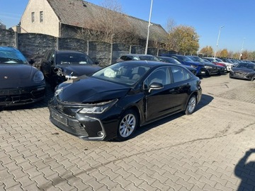 Toyota Corolla XII Sedan Facelifting 1.5 VVT-i 125KM 2023 Toyota Corolla Klimatronik Kamera Tempomat aktywny