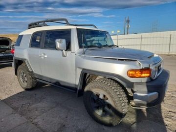 Toyota FJ Cruiser 4.0 239KM 2007 Toyota FJ Cruiser 2007 4.0l 4.0 Benzyna 239KM, zdjęcie 4