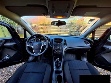 Opel Astra J GTC 1.6 CDTI Ecotec 110KM 2015 Opel Astra J 1.6d 110km 2015r Bezwypadkowy, zdjęcie 5