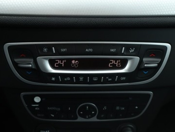 Renault Megane III Hatchback 1.4 16v TCe 130KM 2009 Renault Megane 1.4 TCe, Klima, Klimatronic, zdjęcie 12