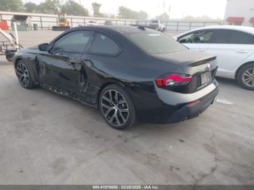 BMW Seria 2 G42-U06 2023 BMW Seria 2 230 I 2023 2.0l 2.0 Benzyna 255KM, zdjęcie 2