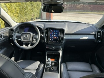 Volvo XC40 Crossover Facelifting 2.0 B5 250KM 2023 Volvo XC 40 B5 AWD R-Design, zdjęcie 12