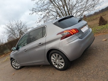 Peugeot 308 II SW Facelifting 1.2 PureTech 130KM 2018 PEUGEOT 308 II 1.2 Aut, Allure, PANORAMA, Full LED, podgrz. siedz, POLSKA, zdjęcie 9