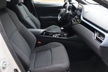 Toyota C-HR I Crossover 1.2L Turbo 116KM 2019 Toyota C-HR 1.2 Turbo, Salon Polska, zdjęcie 8
