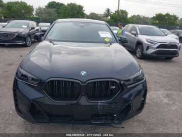 BMW X6 G06 2024 BMW X6 2024r, M60I, 4.4L, 4x4 4.4 Benzyna 523KM, zdjęcie 2