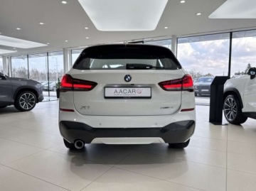 BMW X1 F48 2021 BMW X1 sDrive18i M Sport Kamera cofania LED Ambiente Salon Polska, zdjęcie 2