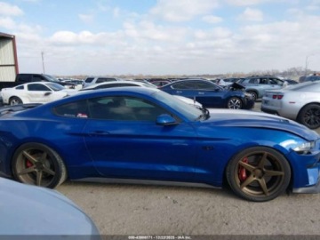 Ford Mustang VI 2018 Ford Mustang Gt Premium 2018 5.0 Benzyna 460KM, zdjęcie 6