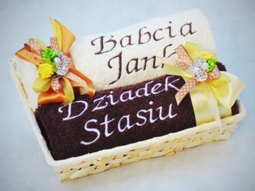 ТОЛСТЫЕ полотенца с ВЫШИВКОЙ в КОРЗИНЕ новогодний подарок