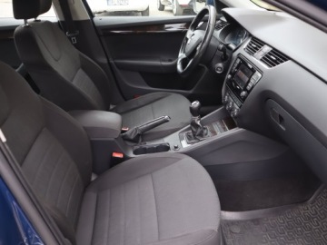 Skoda Octavia III Liftback 1.2 TSI 105KM 2014 Skoda Octavia 1.2 TSI, Salon Polska, Klima, zdjęcie 8