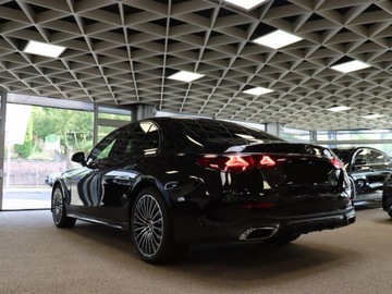 Mercedes Klasa E W214 Sedan 2.0 200 204KM 2025 E Klasa 200 4-Matic AMG 2.0 (204KM) 2025, zdjęcie 2