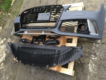 Решетка переднего бампера Audi A7 RS7 11-15
