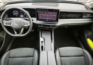 Volkswagen Passat B8 Variant Facelifting 1.5 TSI EVO 150KM 2024 Volkswagen Passat Elegance, FV 23, Gwarancja, ACC, Matrix, GPS, Masaz, Dig, zdjęcie 3