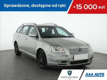 Toyota Avensis II Kombi 2.0 D-4D 116KM 2004