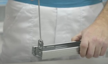 Соединитель универсальный для подвесного потолка CD 0,9 мм КНАУФ 100 шт.