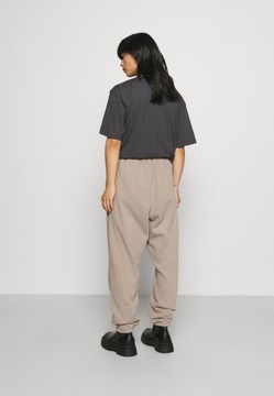 Spodnie dresowe basic Missguided Petite 42