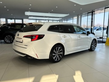 Toyota Corolla XII TS Kombi Facelifting 2.0 Hybrid Dynamic Force 196KM 2022 Toyota Corolla Comfort + Tech + Style / LED / Podg, zdjęcie 3