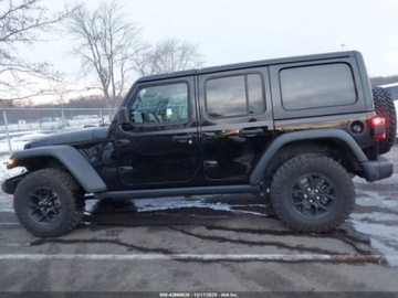 Jeep Wrangler IV 2024 Jeep Wrangler 4-Door Willys 2024 3.6 Benzyna 285KM, zdjęcie 2