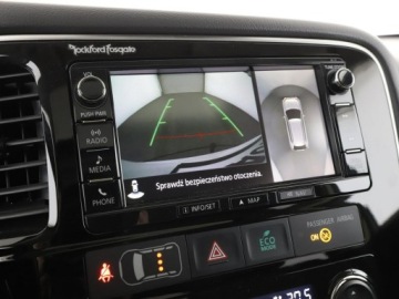 Mitsubishi Outlander III SUV PHEV Facelifting 2017 2.0 203KM 2017 Mitsubishi Outlander PHEV 4x4 automat skóra el., zdjęcie 23