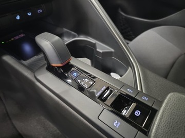 Toyota C-HR II SUV 1.8 Hybrid 140KM 2023 Toyota C-HR 1.8 Hybrid Style Toyota C-HR, Style, 1, zdjęcie 26