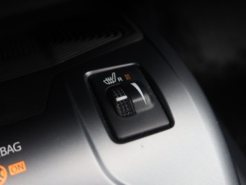 Toyota Avensis III Wagon Facelifting 2015 2.0 D-4D 143KM 2016 Toyota Avensis 2.0 D-4D, Salon Polska, VAT 23%, zdjęcie 18