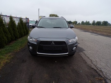 Mitsubishi Outlander II 2.2 MIVEC DID 177KM 2012