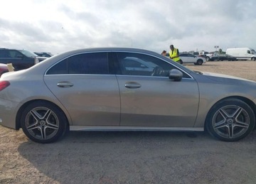 Mercedes Klasa A W177/V177 Sedan 2.0 220 190KM 2019 Mercedes-Benz Klasa A MERCEDES-BENZ A 220 2.0 Benzyna 191KM, zdjęcie 1
