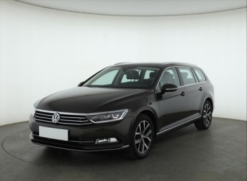 Volkswagen Passat B8 Variant 1.8 TSI BlueMotion Technology 180KM 2016 VW Passat 1.8 TSI, Salon Polska, 1. Właściciel, zdjęcie 1