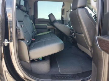  GMC Sierra K2500 Denali 2022 6.6l 6.6 Diesel 401KM, zdjęcie 10