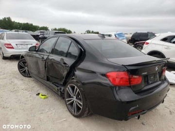 BMW Seria 3 F30-F31-F34 Gran Turismo 3.0 335i 306KM 2015 BMW Seria 3 2015 BMW 335 XI, silnik 3.0 L 3.0 Benzyna 306KM, zdjęcie 2