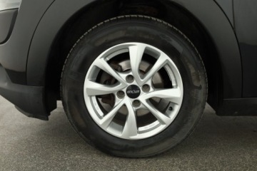 Citroen C4 Cactus Crossover 1.2 PureTech 82KM 2015 Citroen C4 Cactus 1.2 PureTech, Klima, Tempomat, zdjęcie 11