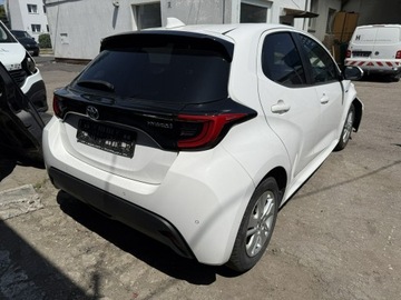 Toyota Yaris IV 2020 Toyota Yaris Hybrid 1.5 Active Salon PL 2021 FV 23, zdjęcie 24