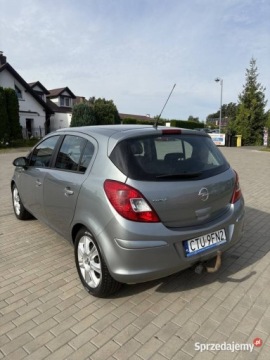 Opel Corsa D Hatchback 1.2 Twinport ECOTEC 85KM 2011 Opel Corsa Opel Corsa D 1.2 benzyna 86 KM 2011 5 drzwi Klimatyzacja Te, zdjęcie 3