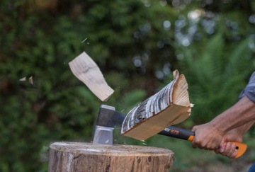 FISKARS X17 SIEKIERA ROZŁUPUJĄCA DO DREWNA Fiskars X17 M 1015641 -