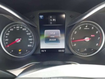 Mercedes GLC C253 2018 Mercedes-Benz GLC 300 4Matic 2018 2.0l 2.0 Benzyna 241KM, zdjęcie 10