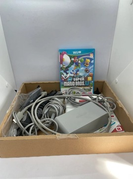 Консоль Nintendo Wii U Mario & Luigi Premium Pack