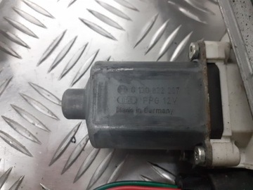 MECHANIZMUS OKNO PRAVÝ PŘEDNÍ MITSUBISHI COLT VI 0130822207