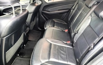 Mercedes Klasa M W166 Off-roader 350 BlueTEC 4MATIC 258KM 2012 Mercedes-Benz ML 350 BlueTEC 4MATIC 7G-TRONIC 350, zdjęcie 3