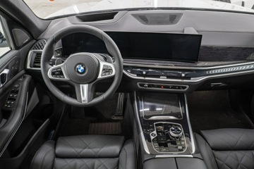 BMW X5 G05 SUV Facelifting 3.0 30d 298KM 2025 BMW X5 xDrive30d Dostępny od ręki!, zdjęcie 14