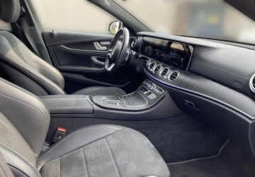 Mercedes Klasa E W214 Sedan 2.0 220d 197KM 2023 Mercedes-Benz Klasa E 220 d 4Matic 9G-TRONIC Avantgarde 2.0 Diesel 197KM, zdjęcie 12