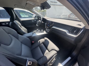 Volvo XC60 II 2025 Volvo XC 60 B5 B AWD Plus Dark | Serwis ASO | Harm, zdjęcie 30