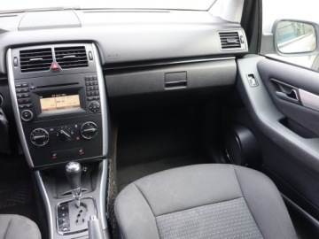 Mercedes Klasa B W245 200 CDI 140KM 2009 Mercedes B B 200 CDI , Automat, Klima, Tempomat, zdjęcie 7