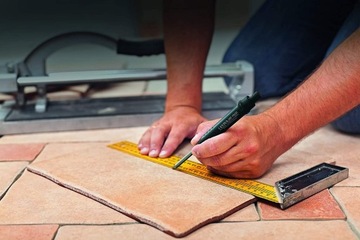 СТРОИТЕЛЬНЫЙ МАРКЕР С ЧЕРНЫМИ СТРОИТЕЛЬНЫМИ СТРУБКАМИ LYRA DRY PROFI ДЛЯ МАРКИРОВКИ