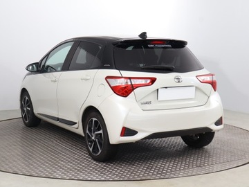 Toyota Yaris III Hatchback 5d Facelifting 2017 1.5 Dual VVT-iE 111KM 2019 Toyota Yaris 1.5 Dual VVT-i, Salon Polska, Klima, zdjęcie 3
