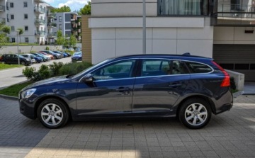Volvo V60 I Kombi 2.0 D3 163KM 2011 Volvo V60 2,0d (163KM) Skory 2.0 Diesel 163KM, zdjęcie 1