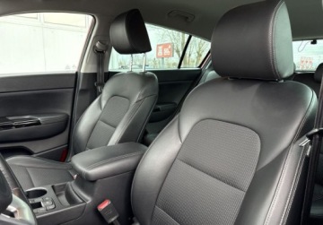 Kia Sportage IV SUV Facelifting 1.6 T-GDI 177KM 2018 Kia Sportage 1.6 Benzyna 177KM, zdjęcie 17