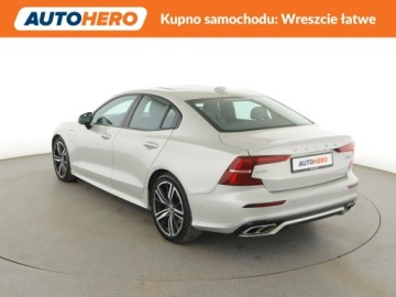 Volvo S60 III 2019 Volvo S60 FV23% R-Design PHEV T8 automat AWD, zdjęcie 3