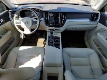Volvo XC60 II 2018 Volvo XC 60 2018 VOLVO XC60 T5 MOMENTUM 2.0 Benzyna 316KM, zdjęcie 8