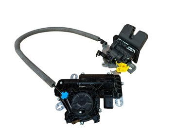AUDI Q3 83A ZAMEK KLAPY TYŁ TYLNY DOCIĄG 5TA827887C 81A827506