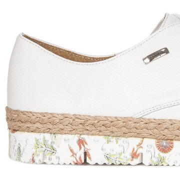 Półbuty espadryle damskie Maciejka 02936-11 białe wiązane r.39